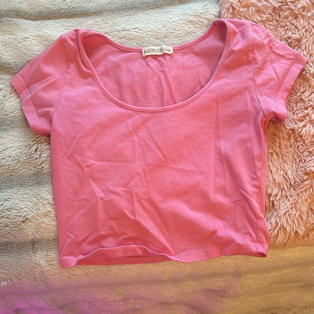 pink scoop crop top
